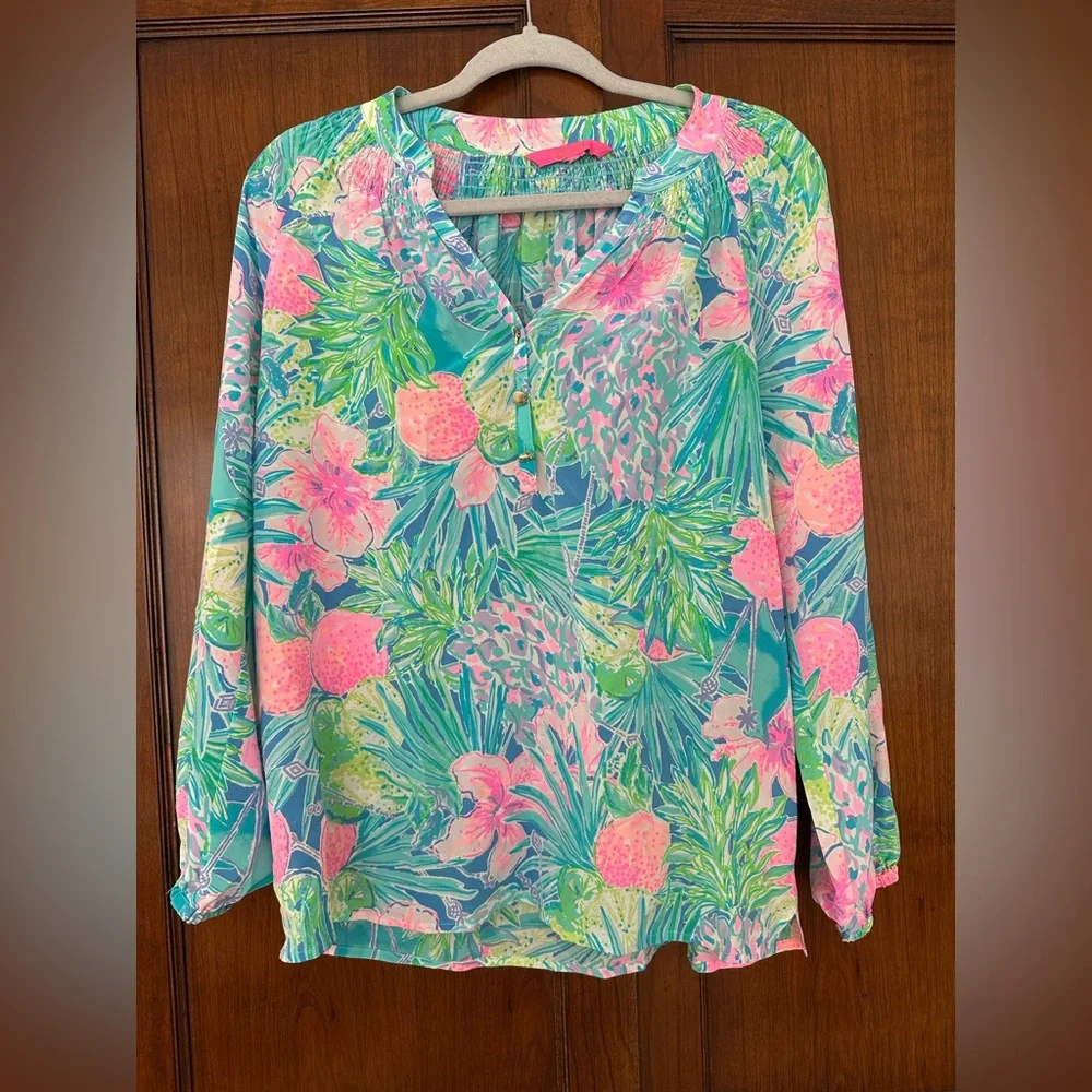 Shell-Button Tunic - Picture 2 of 5